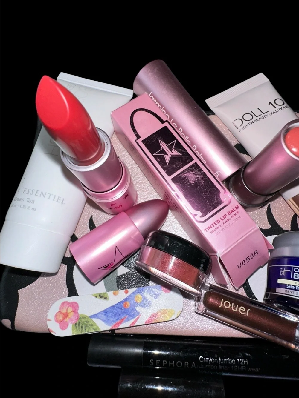 DOLLY BOOP BEAUTY BAG Makeup Skincare Bundle - Jeffree Star, IT Cosmetics, Jouer